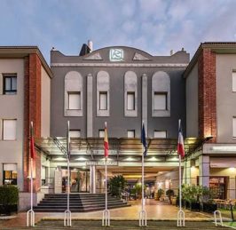 LCC-HotelRio-exterior1